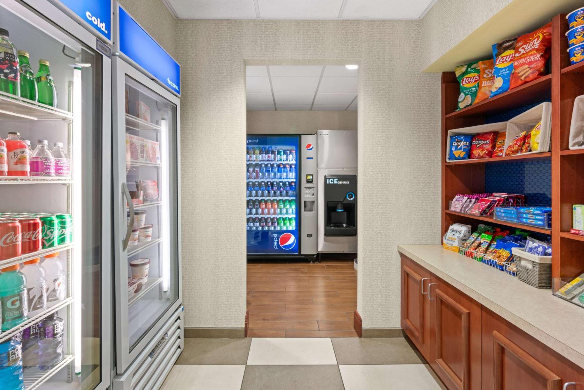 Hampton Inn & Suites Burlington Dış mekan fotoğraf