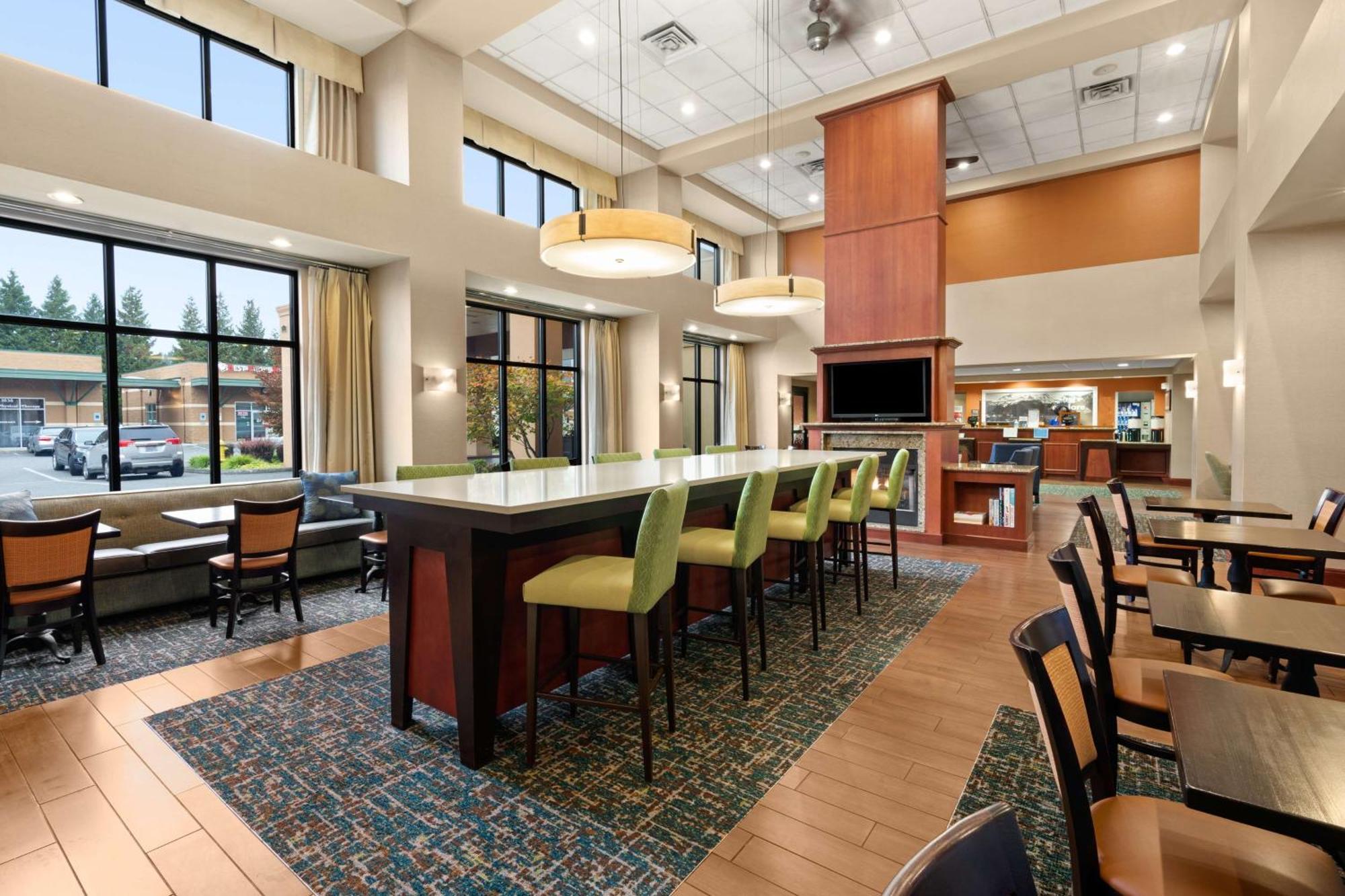 Hampton Inn & Suites Burlington Dış mekan fotoğraf