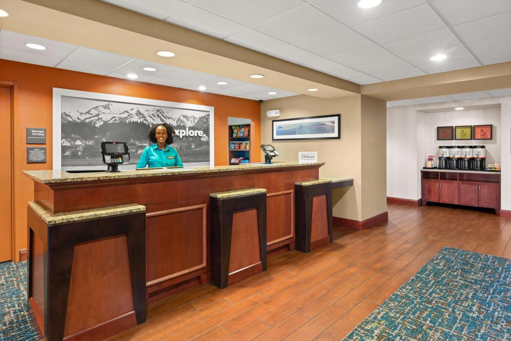 Hampton Inn & Suites Burlington Dış mekan fotoğraf