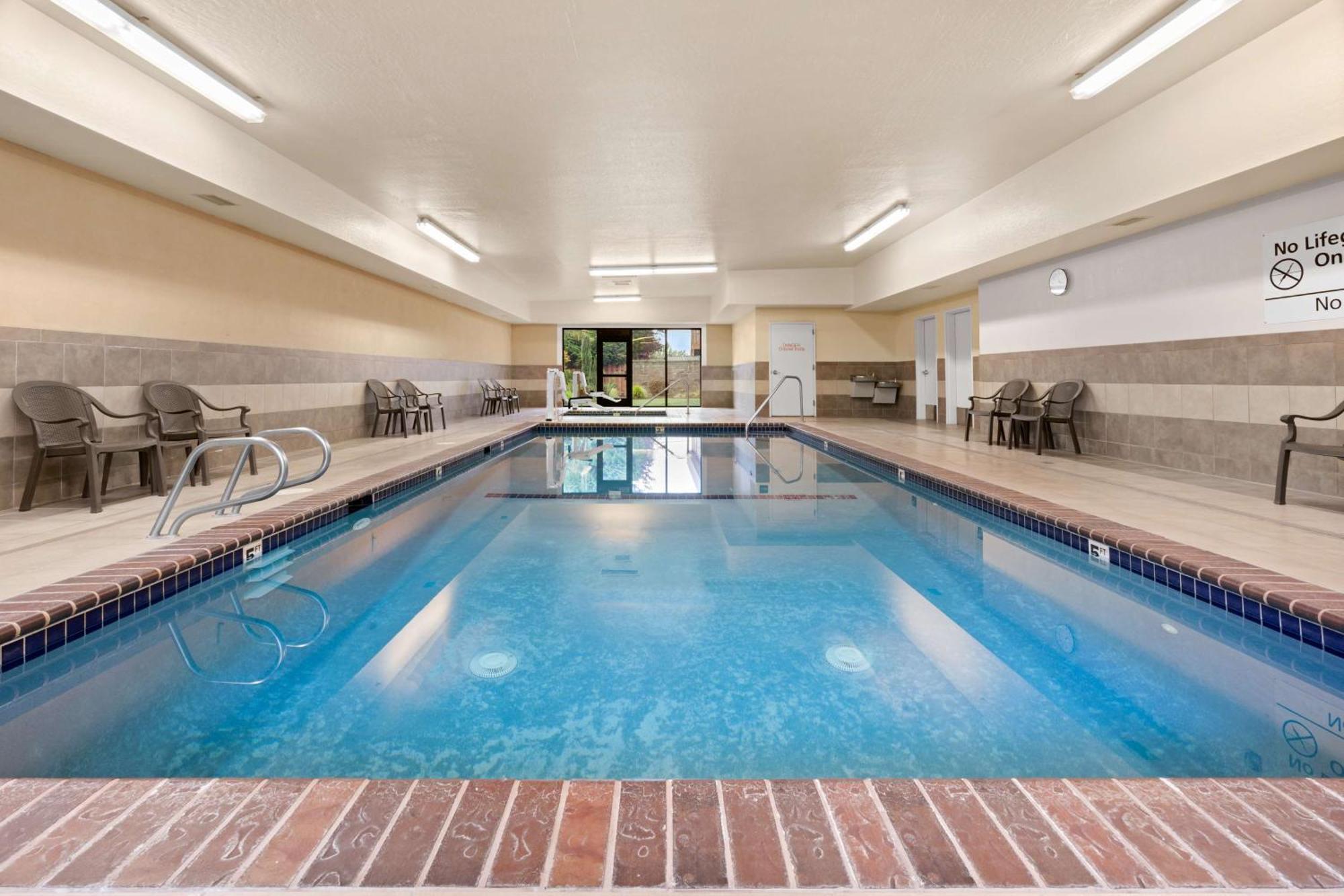 Hampton Inn & Suites Burlington Dış mekan fotoğraf