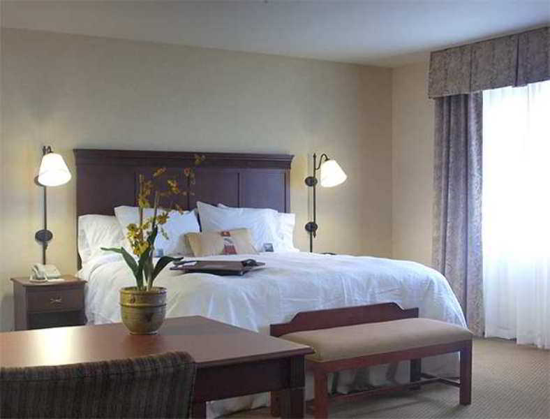 Hampton Inn & Suites Burlington Oda fotoğraf